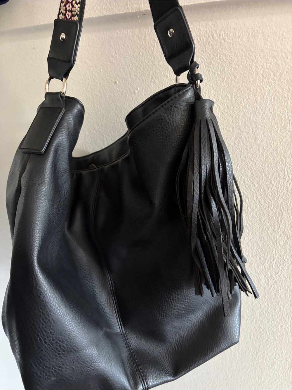 Carlos Santana Black Tassel Hobo Shoulder Bag - Classic Everyday Style